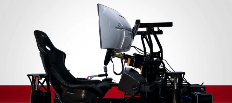 レーシングシミュレーター